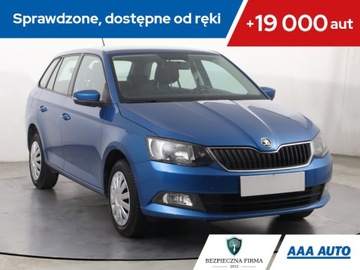 Skoda Fabia III Kombi 1.2 TSI 90KM 2015 Skoda Fabia 1.2 TSI, Salon Polska, Serwis ASO