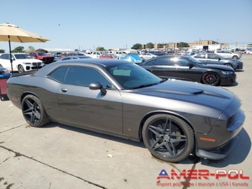 Dodge Challenger III 2017 Dodge Challenger _RT 392_Scat Pack_6.4 L_485 km_2017r 6.4 Benzyna 485KM, zdjęcie 1