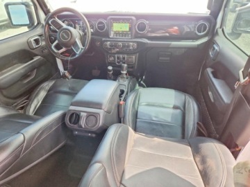 Jeep Wrangler IV 2022 Jeep Wrangler UNLIMITED SAHARA 2022 3.6 Benzyna 285KM, zdjęcie 8