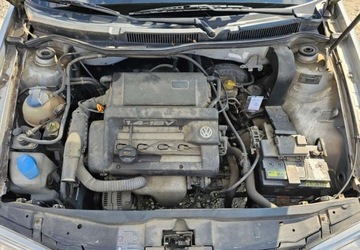 Volkswagen Golf IV Hatchback 1.4 16V 75KM 1997 Volkswagen Golf Volkswagen Golf IV 1.4 Basis 1.4 Benzyna 75KM, zdjęcie 16