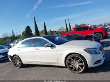 Mercedes Klasa S W222 2015 Mercedes-Benz Klasa S 600 v12 2015 6.0 Benzyna 523KM, zdjęcie 6