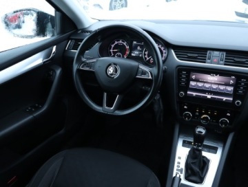 Skoda Octavia III Kombi Facelifting 1.5 TSI ACT 150KM 2019 Skoda Octavia 1.5 TSI, Salon Polska, DSG, Klima, zdjęcie 6