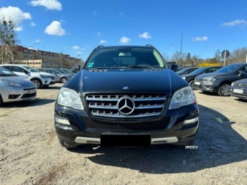 Mercedes Klasa M W164 Off-roader Facelifting 3.0 V6 (350 CDI) 231KM 2011 Mercedes-Benz ML Mercedes-Benz ML 350 CDI 4MATIC Zamiana 3.0 Diesel 231KM, zdjęcie 9