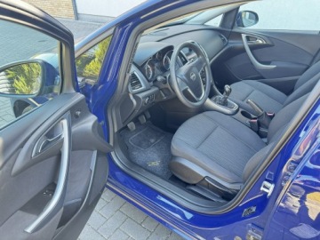 Opel Astra J Hatchback 5d Facelifting 1.4 87KM 2013 Opel Astra Niski przebieg, oryginał lakier, zdjęcie 13