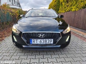 Hyundai i30 II Wagon Facelifting 1.4 MPI 100KM 2017 Hyundai i30 Hyundai i30 1.4 Trend 1.4 Benzyna 99KM, zdjęcie 1