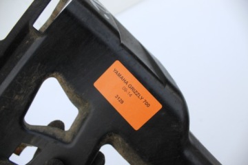 YAMAHA GRIZZLY 550/700 КРЫШКА ПОВОРОТНОГО РЫЧАГА ПЕРЕДНЯЯ ЛЕВАЯ