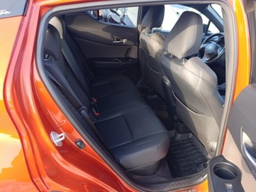 Toyota C-HR I Crossover Facelifting 2.0 Hybrid Dynamic Force 184KM 2020 Toyota C-HR 2.0 Hybrid Selection Toyota C-HR 2.0, zdjęcie 18