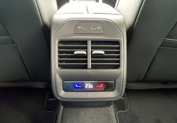 Volkswagen Passat B8 Variant Facelifting 1.5 TSI EVO 150KM 2024 Volkswagen Passat Elegance 1.5 TSI ACT mHEV DSG 1.5 Benzyna 150KM, zdjęcie 22