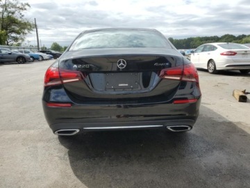 Mercedes Klasa A W177/V177 2021 Mercedes-Benz Klasa A 220 4Matic 2021 2.0l 2.0 Benzyna 188KM, zdjęcie 2