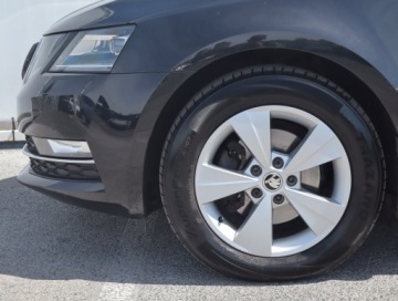 Skoda Octavia III Liftback Facelifting 1.5 TSI ACT 150KM 2018 Skoda Octavia 1.5 TSI, Serwis ASO, DSG, Klima, zdjęcie 14