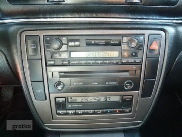 Volkswagen Passat B5 Sedan 1.9 TDI 130KM 2001 Volkswagen Passat Volkswagen Passat B5 Highline Klimatronik Zmieniarka Zar, zdjęcie 8