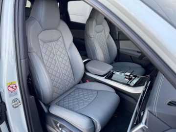 Audi Q7 II SUV Facelifting  3.0 55 TFSI 340KM 2025 Audi Q7 Skretna os , Head up , Matrix , Zawieszenie pneumatyczne 3.0, zdjęcie 28
