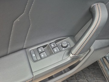 Cupra Formentor Crossover 1.5 TSI 150KM 2023 Cupra Formentor 1.5 TSI / 150 KM DSG wyprzedaż roc, zdjęcie 17