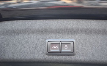 Audi A6 C8 Avant 3.0 50 TDI 286KM 2019 Audi A6 Avant 3,0 TDI Quattro S-Line Matrix Radary Kamera Night VisionPano, zdjęcie 35