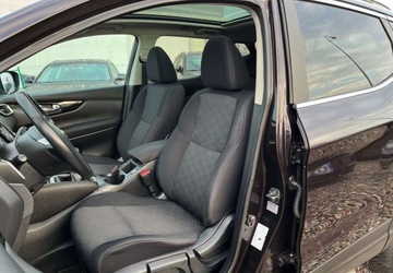 Nissan Qashqai II Crossover 1.6 dCi 130KM 2016 Nissan Qashqai nawigacja, kamera, panorama 1.6 Diesel 131KM, zdjęcie 18