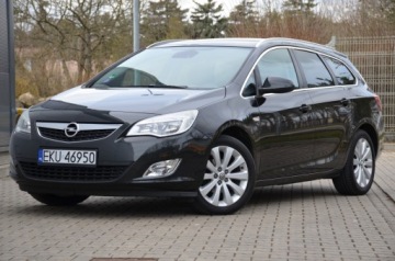 Opel Astra J Sports Tourer 1.4 Turbo ECOTEC 140KM 2012 CZARNA ZAREJESTROWANA 1.4T 140KM COSMO SERWIS NAVI SKÓRA GRZ.FOTELE, zdjęcie 1