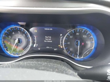 Chrysler Pacifica II 2021 Chrysler Pacifica Touring L 2021 3.6l 3.6 Benzyna 287KM, zdjęcie 10