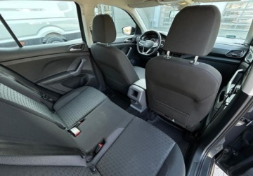 Volkswagen T-Cross SUV 1.0 TSI 110KM 2021 Volkswagen T-Cross Life Pakiety, GPS, Podgrzewane fotele, Rozpoznawanie z, zdjęcie 8