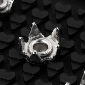 ПРОТИВОСКОЛЬЗЯЩИЕ ШИПЫ, СКОРБКИ ДЛЯ ОБУВИ, СНЕЖНЫЕ ГРАНДЛИ