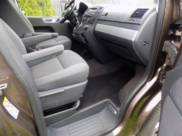 Volkswagen Multivan T6 2011 VOLKSWAGEN MULTIVAN 2,0 TDi 180 KM, zdjęcie 13