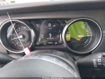 Jeep Wrangler IV 2022 Jeep Wrangler 4XE Unlimited Rubicon 2022 2.0l 2.0 Hybryda 270KM, zdjęcie 10