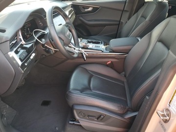 Audi Q8 2023 Audi Q8 Premium Plus S-Line 2023 3.0l 3.0 Benzyna 335KM, zdjęcie 7