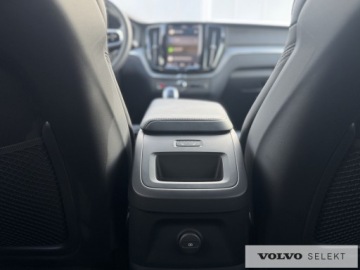 Volvo XC60 II Crossover Plug-In Facelifting 2.0 T8 455KM 2023 Volvo XC 60 T8 Plug-In 310 + 145 KM AWD Ultimate D, zdjęcie 21