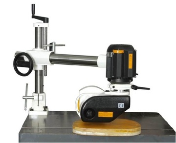 Posuw mechaniczny do elementów AF14