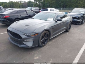 Ford Mustang VI Fastback Facelifting 5.0 Ti-VCT 450KM 2022 Ford Mustang GT Premium Fastback 2022 5.0l 5.0 Benzyna 450KM, zdjęcie 1