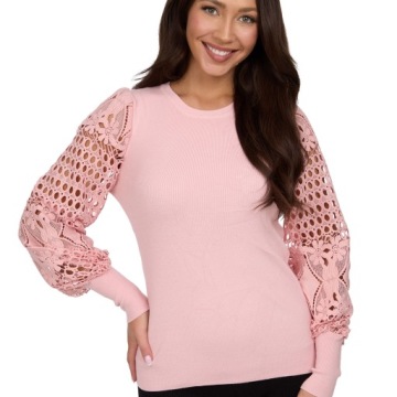 252_ Sweter z Bufiastym i Koronkowymi Rękawami _M