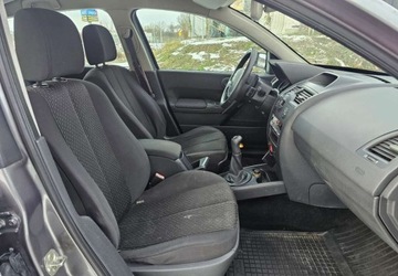 Renault Megane II Sedan 1.6 i 16V 115KM 2003 Renault Megane Renault Megane 1.6 Pack Expression 1.6 Benzyna 115KM, zdjęcie 12