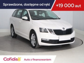 Skoda Octavia III Kombi Facelifting 1.6 TDI 115KM 2018 Skoda Octavia 1.6 TDI, Salon Polska, Serwis ASO