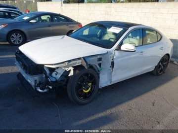  Genesis G70 2023r., 2.0L 2.0 Benzyna 252KM, zdjęcie 5