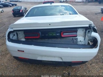 Dodge Challenger III 2022 Dodge Challenger challenger gt 3.6 Benzyna 303KM, zdjęcie 4