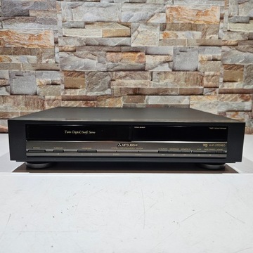 Видеомагнитофон MITSUBISHI HS-M54