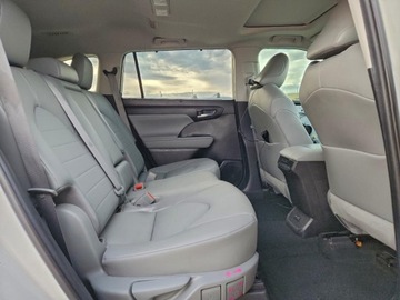 Toyota Highlander III 2021 Toyota Highlander XLE 2021 3.5 Benzyna 295KM, zdjęcie 11