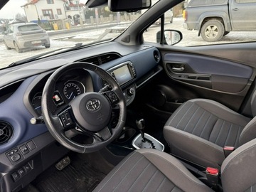 Toyota Yaris III Hatchback 5d Facelifting Hybrid 100KM 2017 Toyota Yaris Hybrid*Lift*Automat, zdjęcie 18