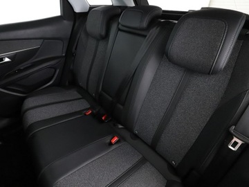 Peugeot 3008 II Crossover 1.5 BlueHDI 130KM 2019 Peugeot 3008 Historia serwisowa Automat Virtual, zdjęcie 16