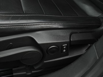 Opel Insignia I Sedan 1.8 Twinport ECOTEC 140KM 2009 Insignia 1.8 Edition, zdjęcie 14