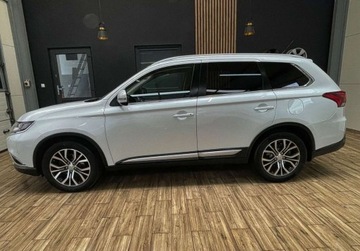 Mitsubishi Outlander III SUV Facelifting 2015 2.0 MIVEC 150KM 2016 Mitsubishi Outlander 2.0 4X4 AUTOMAT GWARANCJA bezwypadkowy 2.0, zdjęcie 10