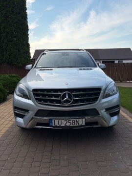 Mercedes Klasa M W166 Off-roader 350 BlueTEC 4MATIC 258KM 2012 MERCEDES-BENZ KLASA M (W166) ML 350 BlueTEC 4-matic 258 KM, zdjęcie 1