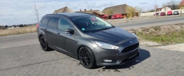 Ford Focus III Kombi Facelifting 1.0 EcoBoost 125KM 2016 Ford Focus navi , ladny , zadbany,nowy rozrzad w aso ford,bezwypadek 125KM