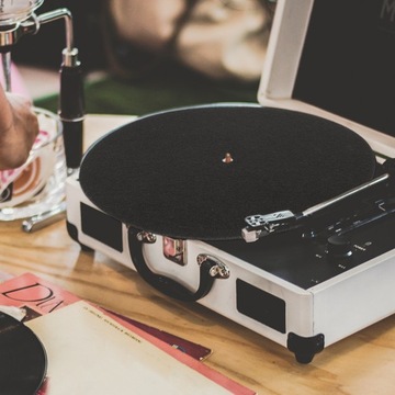 Войлочный коврик для пластинок Yeat Vinyl Mat