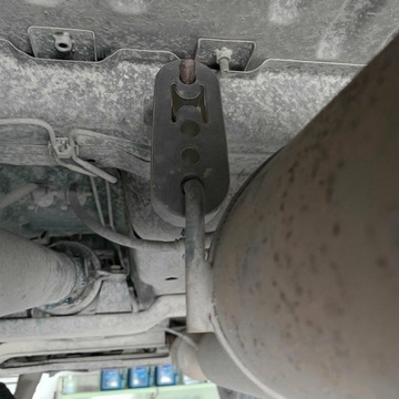 WIESZAK TŁUMIKA GUMOWY TŁUMIENIE NA UKŁADU WYDECHOWEGO 4 OTWORY 12mm 4SZT