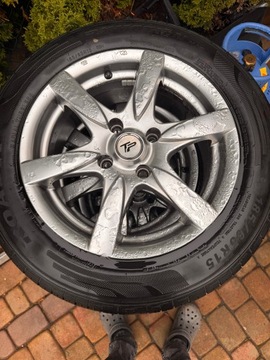 Citroen C3 II Hatchback facelifting 1.2 VTi 82KM 2014 Citroen C3, 2014 r., zdjęcie 11