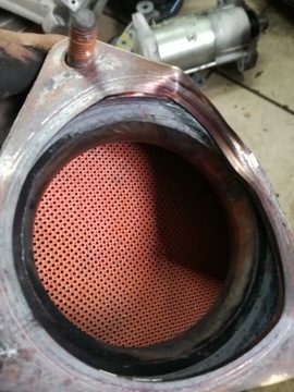 VOLVO V40 II 2.0D D2 KATALIZATOR FILTR DPF 31460823