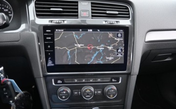 Volkswagen Golf VII e-Golf Facelifting Electro 136KM 2018 Volkswagen Golf 136 KM FULL LED Nawigacja Serwisowany Zarejestrowany 136KM, zdjęcie 13