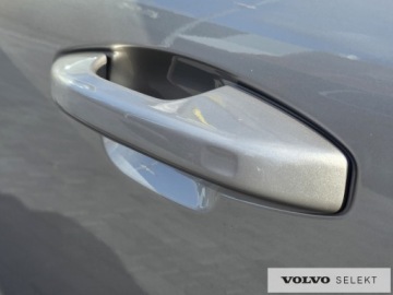 Volvo XC40 Crossover Facelifting 2.0 B3 163KM 2023 Volvo XC 40 PL Salon Core/Plus B3 163KM ACC BLIS M, zdjęcie 31