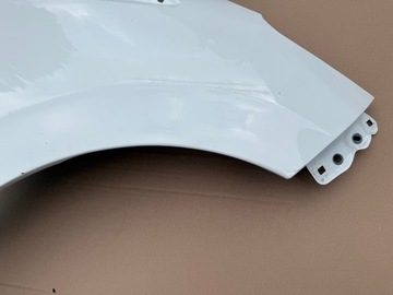 BLATNÍK PŘEDNÍ PRAVÝ PEUGEOT 108 2014 - 2021 .