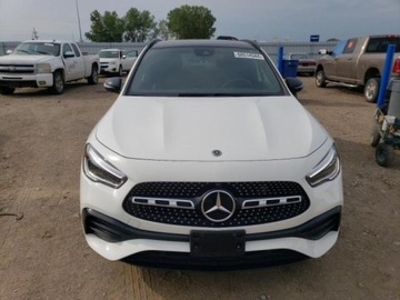 Mercedes GLA II 2021 Mercedes-Benz GLA 2021r., 4MATIC, od ubezpieczalni 2.0 Benzyna 221KM, zdjęcie 1